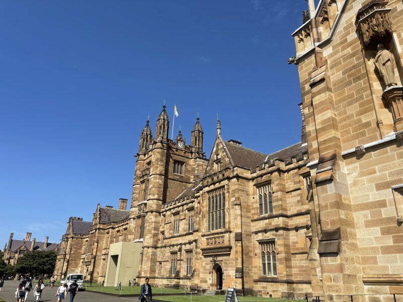 シドニー大学
