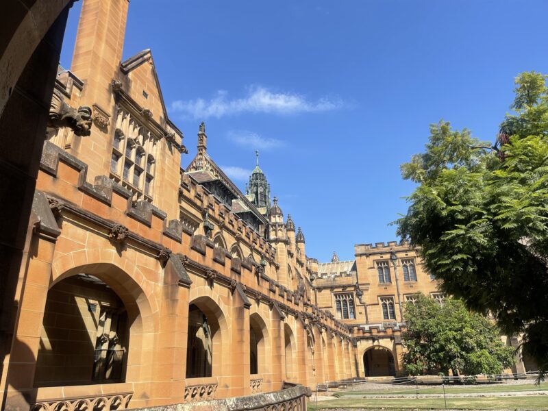 シドニー大学