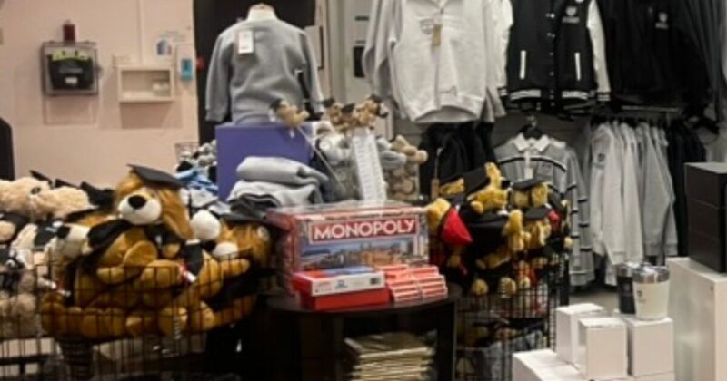 シドニー大学ショップの中