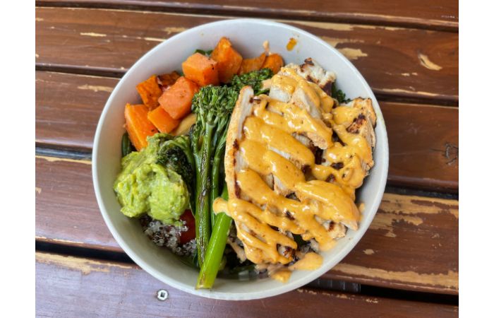 マンリービーチ Market Lane Cafeのグリル野菜のボウル