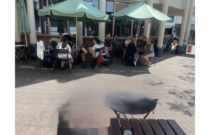 マンリービーチ Market Lane Cafeのテラス席