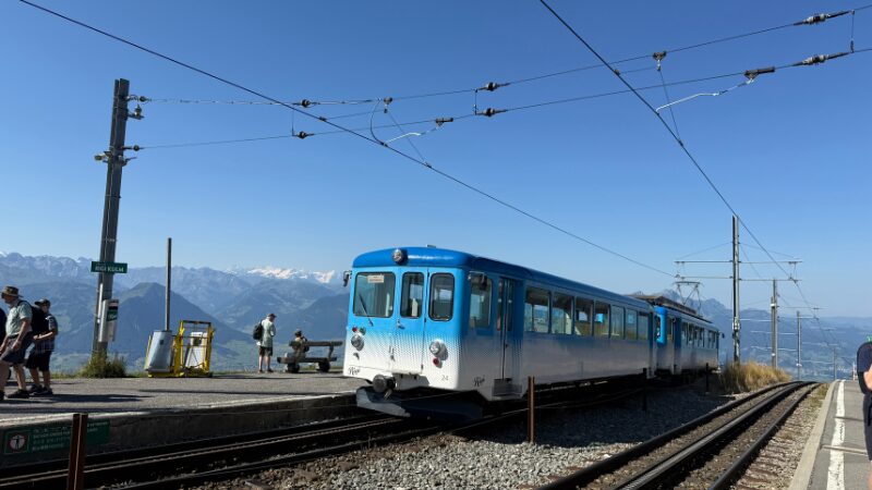 リギ山の登山列車