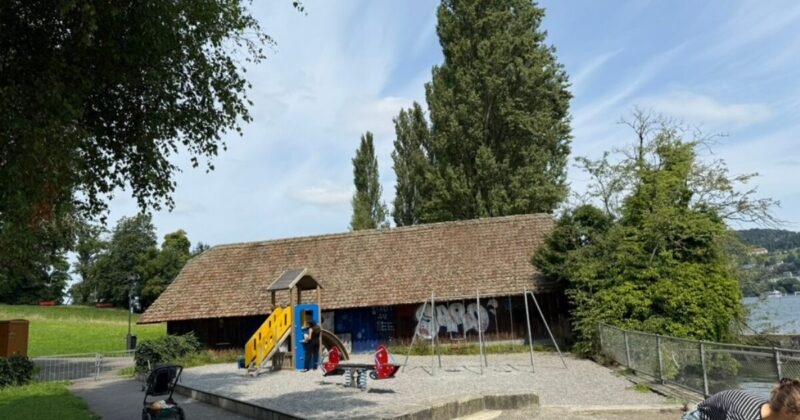 ルツェルンにある有名作曲家リヒャルド・ワーグナーの家から徒歩5分にある公園の砂場